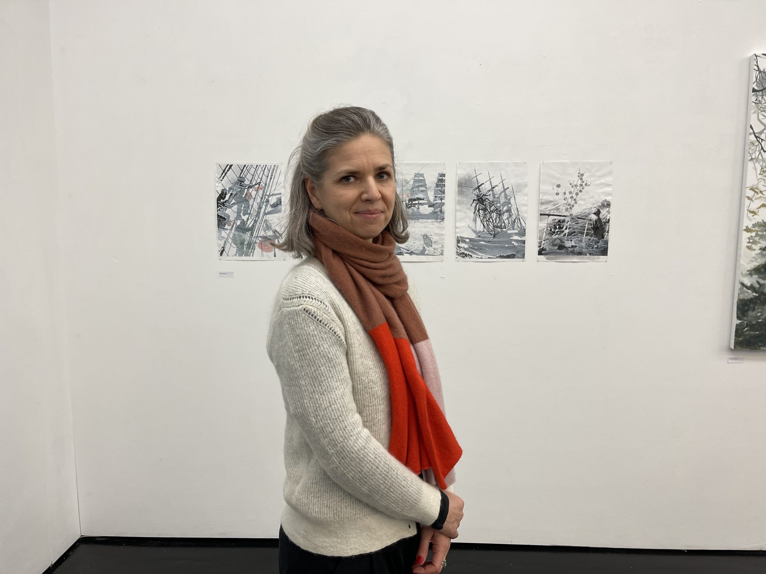 Elsa Namy während der Gruppenausstellung Wasser III in der Kunsthalle Schulstrasse 1a Fotografin: Edda Rössler